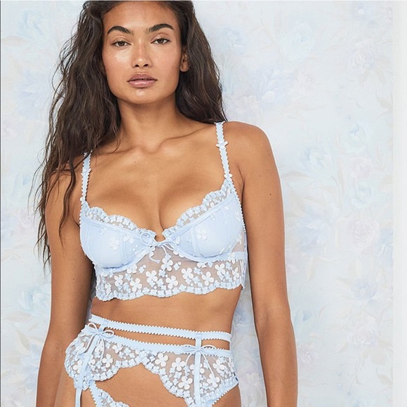 FOR LOVE & LEMONS Daisy Embroidered Bra - Picture 6 of 7